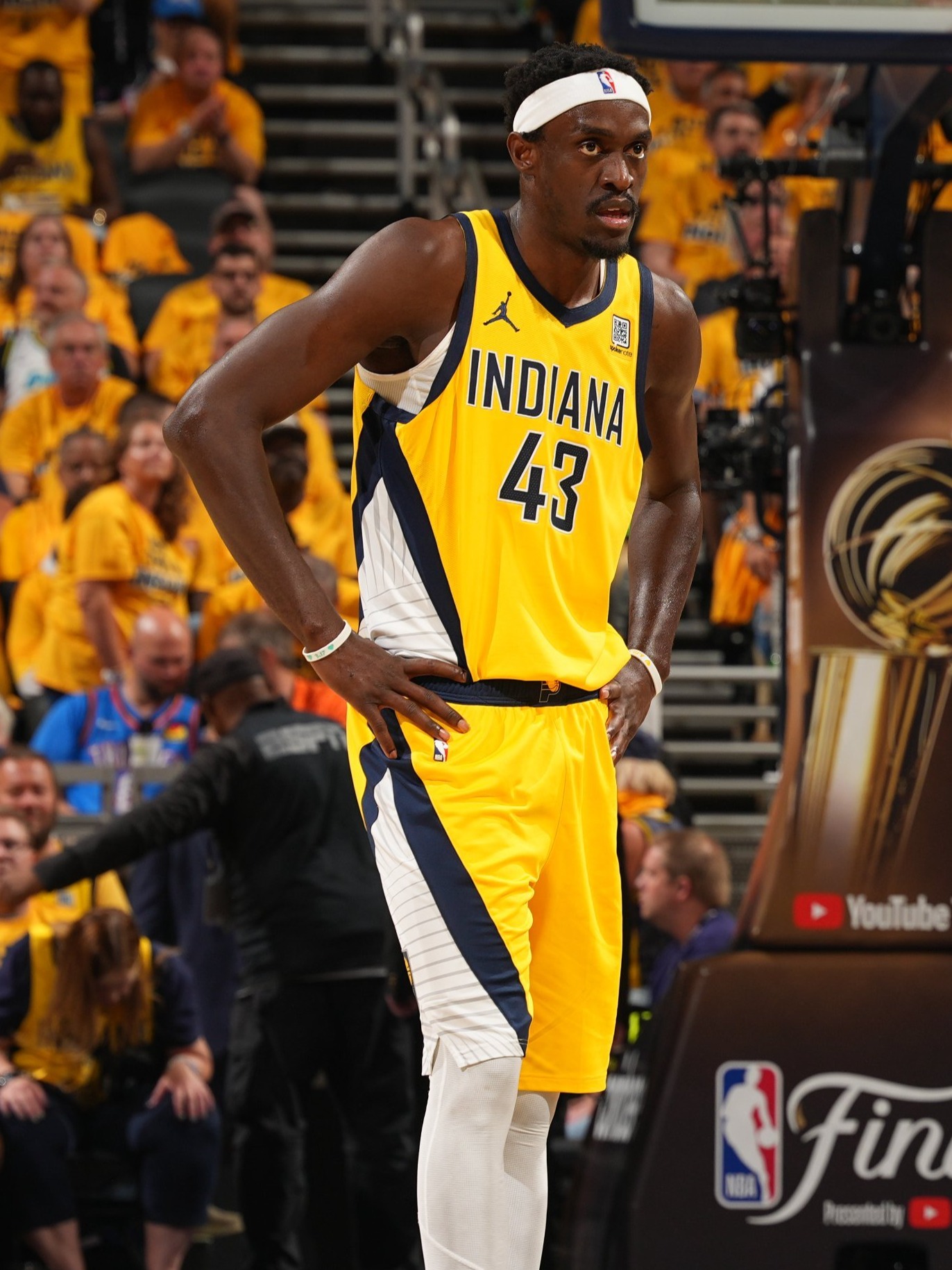 重要助攻引爆全场！，西亚卡姆意外战胜篮网观众掌声雷动-开云官网