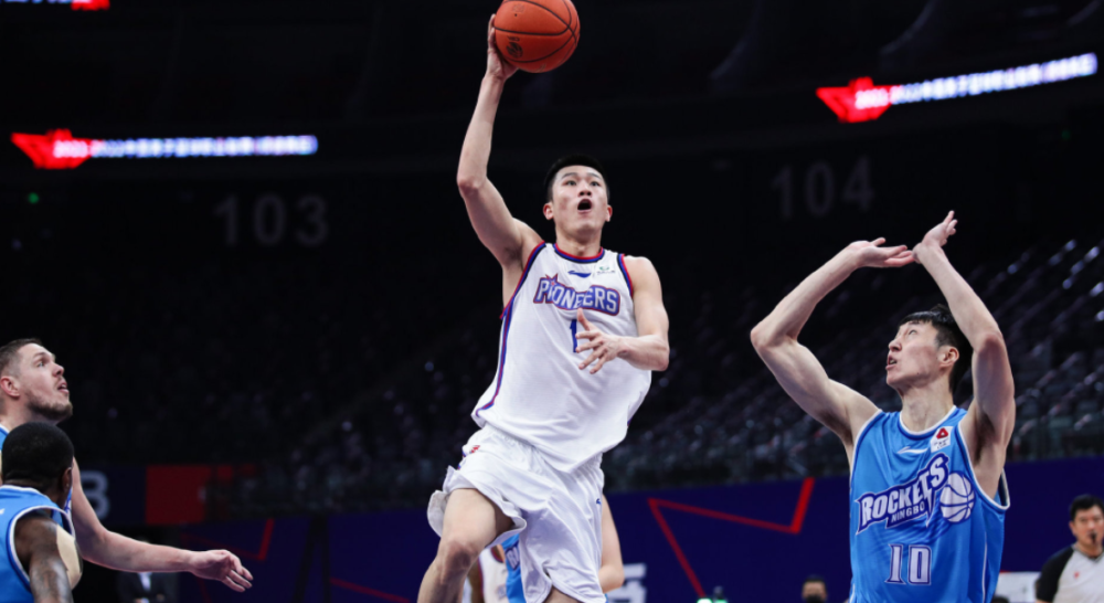 尼斯发布备战花絮；今夜遗憾出局；CBA季后赛任务艰巨；高层口径保持一致