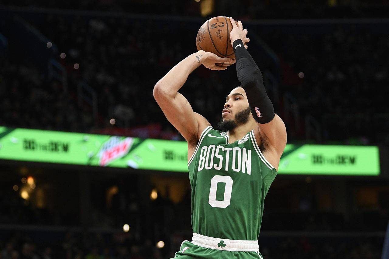 波士顿凯尔特人今夜单刀错失，志在NBA常规赛名次提升，球迷炸锅，医务组通报恢复的简单介绍-开云体育